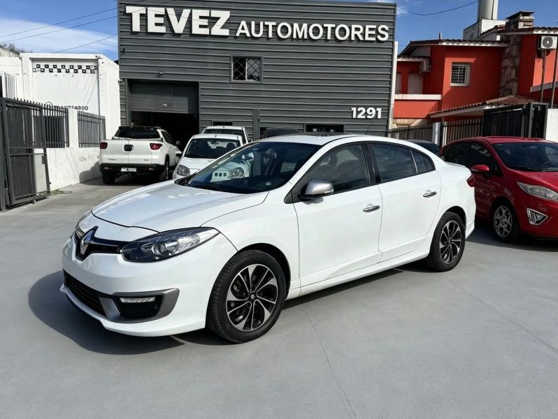 RENAULT FLUENCE PH2 2.0 GT TEVEZ Automotores