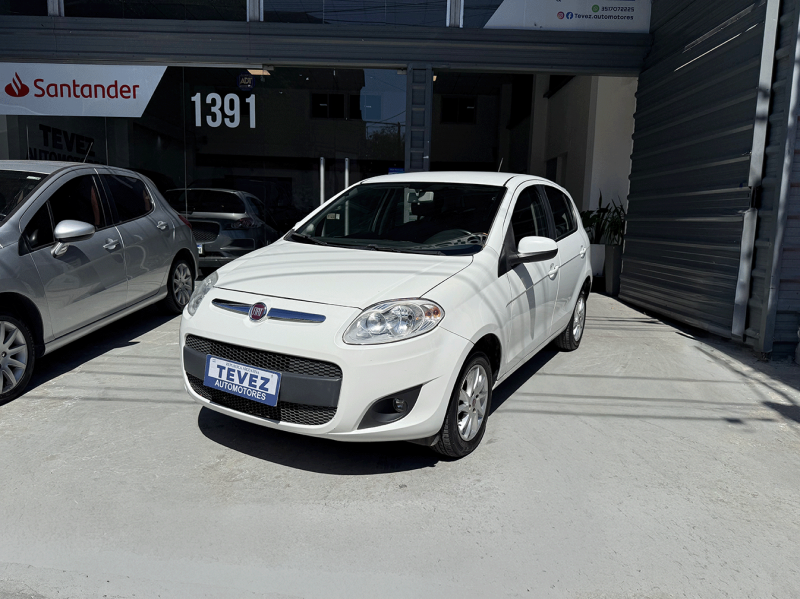 FIAT PALIO ATRACCTIVE 2017 TEVEZ Automotores