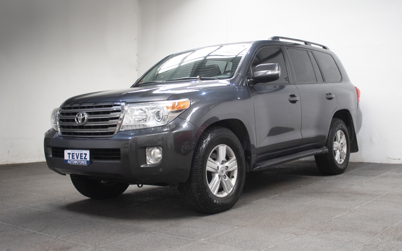 TOYOTA LAND CRUISER 200 VX TODO TERRENO TEVEZ Automotores