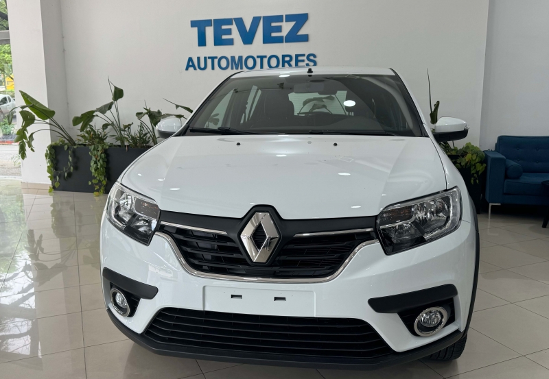 RENAULT SANDERO INTENSE 1.6 CVT TEVEZ Automotores