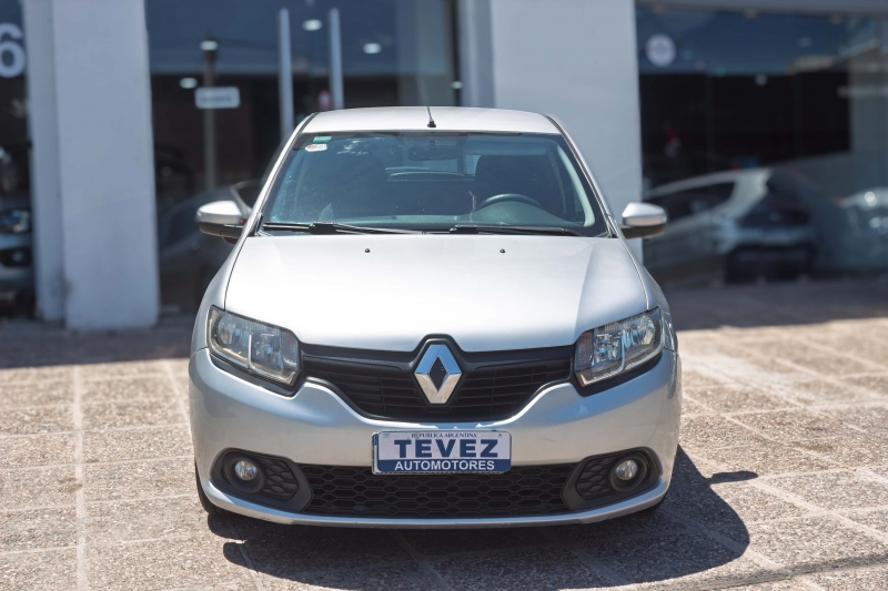 RENAULT NUEVO SANDERO DYNAMIQUE TEVEZ Automotores