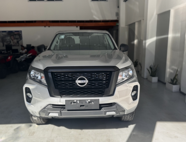 NISSAN FRONTIER 2.3 TD 4x2 CD S TEVEZ Automotores