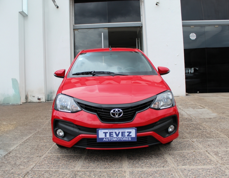 TOYOTA ETIOS XLS 1.5 6M/T TEVEZ Automotores