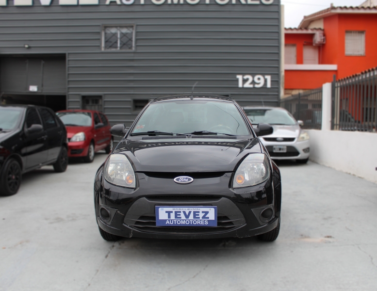 FORD KA FLY 1.0L TEVEZ Automotores