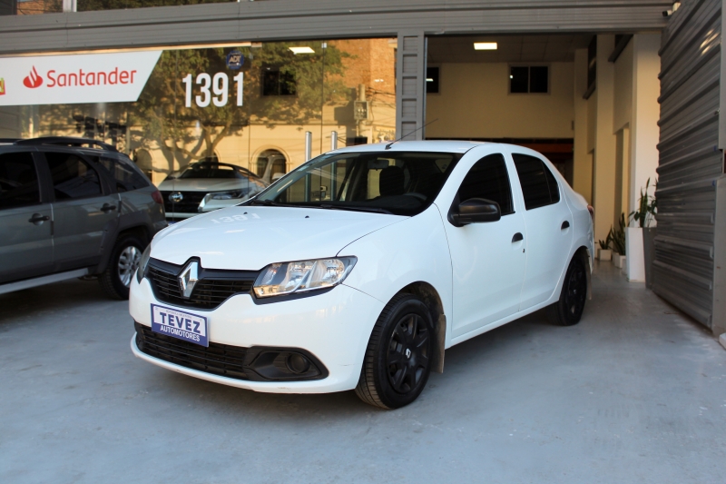 RENAULT NUEVO LOGAN AUTHENTIQUE 1.6 TEVEZ Automotores