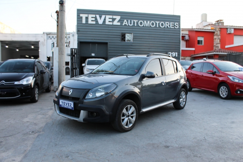 RENAULT SANDERO STEPWAY CONFORT TEVEZ Automotores
