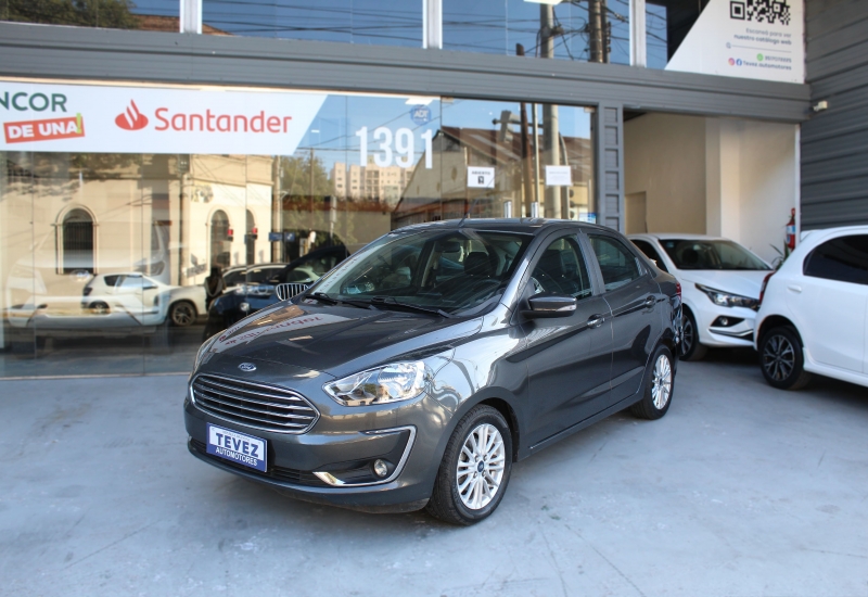 FORD KA SEDAN TEVEZ Automotores