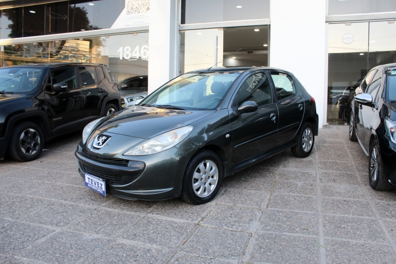 PEUGEOT 207 COMPACT XS  TEVEZ Automotores