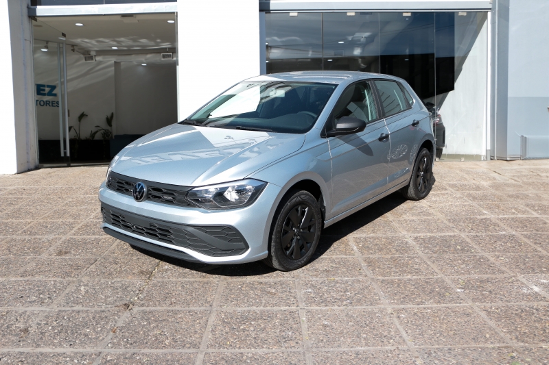 VOLKSWAGEN POLO TRACK 1.6 MSI HATCHBACK TEVEZ Automotores