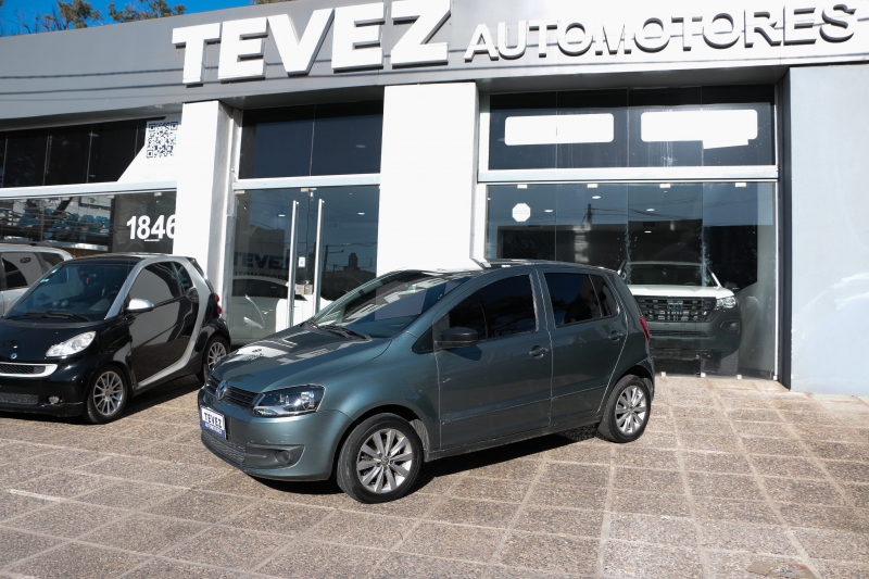 VOLKSWAGEN FOX 1.6 TEVEZ Automotores