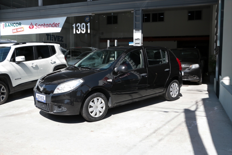 RENAULT SANDERO AUTHENTIQUE TEVEZ Automotores