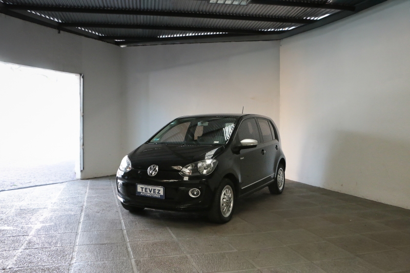 VOLKSWAGEN BLACK UP! 1.0 MPI TEVEZ Automotores