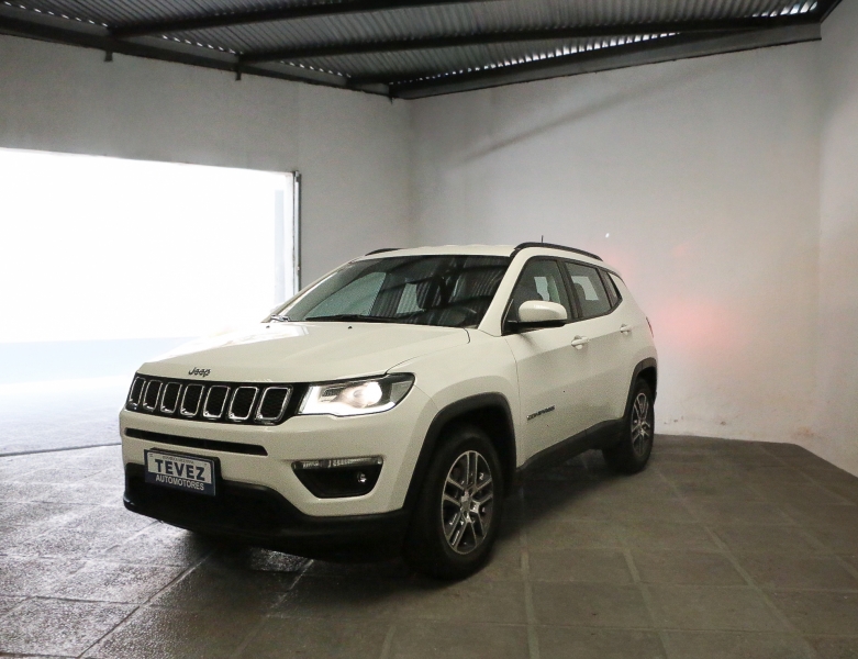 JEEP COMPASS SPORT 2.4 MT6 FWD TEVEZ Automotores