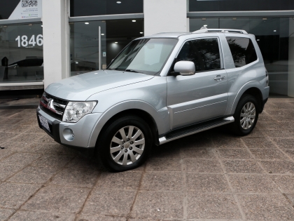 MITSUBISHI MONTERO DI-D 3.2 GLS