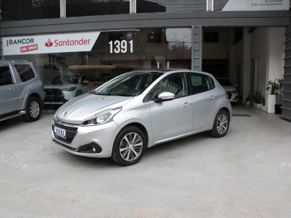 PEUGEOT 208 FELINE 1.6