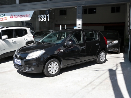 RENAULT SANDERO AUTHENTIQUE